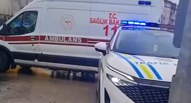 Bursa'da öğrenci servis minibüsü ile belediye otobüsü çarpıştı; 9 yaralı