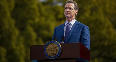 California Valisi, Los Angeles için Kongre'den yaklaşık 40 milyar dolar yardım istedi