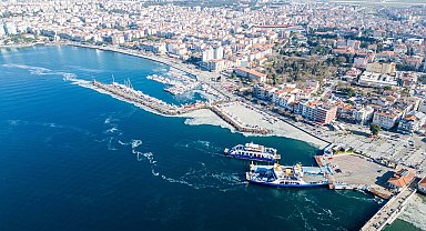 Çanakkale Boğazı'ndaki müsilaj havadan görüntülendi