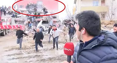 Canlı yayında yıkılan binadan kurtarılan Ömer: Kolumun üzerinde eşimin cansız bedeniyle kaldım