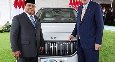 Cumhurbaşkanı Erdoğan, Endonezya Cumhurbaşkanı Subianto'ya Togg hediye etti