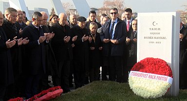 Deniz Baykal, vefatının 2'nci yıl dönümünde kabri başında anıldı