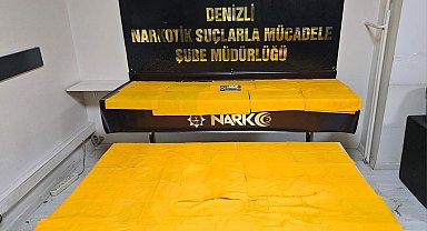 Denizli'de, kağıtlara emdirilmiş bonzai ele geçirildi