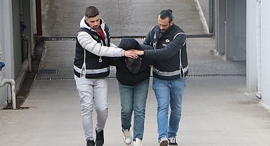 Deposunda 28 milyon kaçak makaron ele geçirildi, 'Çarşıda ucuz görünce aldım' dedi