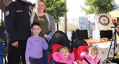 Depremde ölen polis memuru, eşi ve çocukları dualarla anıldı