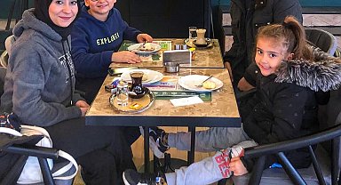 DHA muhabiri İzzet Nazlı, mezarı başında anıldı