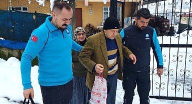 Diyaliz hastası, yoğun karda UMKE ekiplerince hastaneye ulaştırıldı