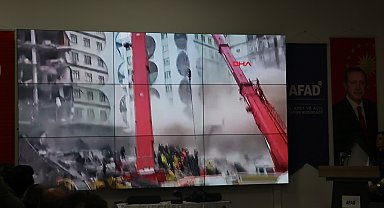 Diyarbakır'da depremde ölenler, Serin-2 Apartmanı enkazının kaldırıldığı alanda anıldı