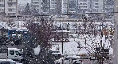 Diyarbakır'da kar yağışı