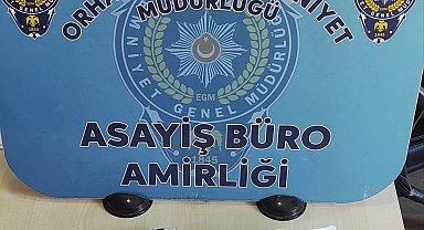 Dur ihtarına uymayan şüphelinin otomobilinde uyuşturucu madde ele geçirildi