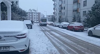Elazığ'da eğitime 1 gün 'kar' arası