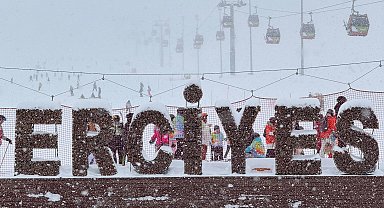 Erciyes'te kar kalınlığı 80 santime ulaştı