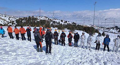 Ergan Dağı Kayak Merkezi'nde çığ tatbikatı