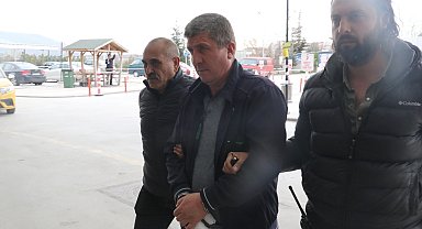 Eşini 14 bıçak darbesiyle öldüren sanık: Onu çok seviyordum