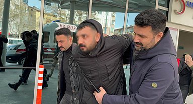 Eşinin boşanma dilekçesini yazan arzuhalcinin dükkanını kurşunlattı