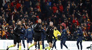 Fenerbahçe, bu sezon kalan tüm maçlara yabancı hakem talep ettiğini açıkladı Fotoğraf eklendi