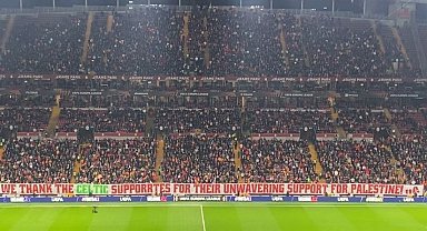 Galatasaray taraftarlarından, Filistin'e destekleri için Celtic taraftarlarına teşekkür pankartı
