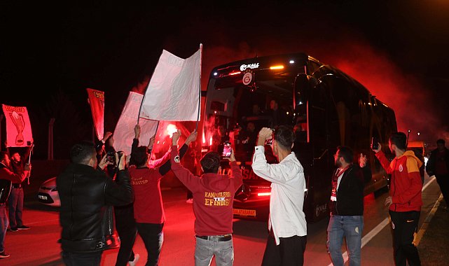 Galatasaray'a Gaziantep'te coşkulu karşılama