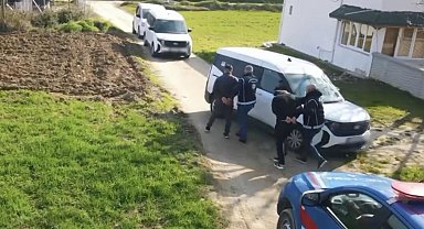 Göçmen kaçakçılarına operasyon: 3 tutuklama