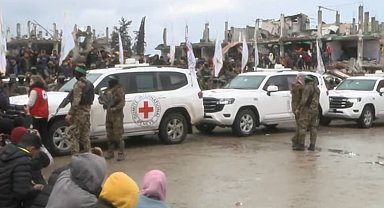 Hamas, 3 esiri daha Kızılhaç'a teslim ederek serbest bıraktı lar