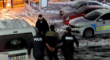 Hastaneden firar eden mahkum, polis operasyonuyla yakalandı