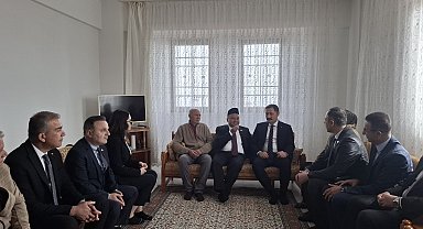 Hatay'da depremzedeler için yapımı tamamlanan Endonezya Köyü için tören