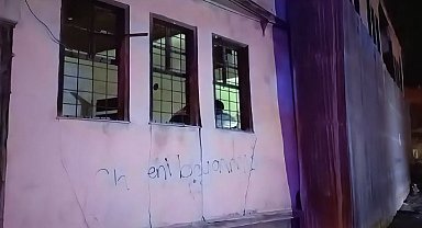 İddia üzerine girdikleri metruk evde erkek cesedi buldular