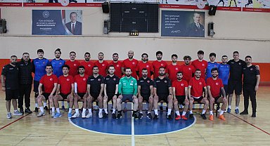 İşitme Engelli erkek Futsal Milli Takımı, Avrupa Şampiyonasına Aksaray'da hazırlanıyor Video eklendi