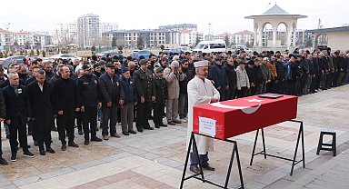 İspanya'da yaşamını yitiren polis memuru, Afyon'da toprağa verildi