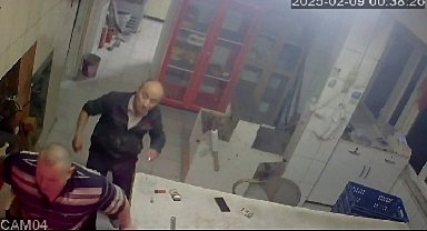 İstanbul- Arnavutköy'de şarja takılı telefon alev alınca camdan aşağı attılar