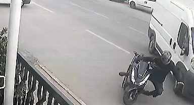 İstanbul- Avcılar'da motosiklet kazası kamerada