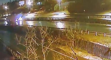 İstanbul- Büyükçekmece'de TIR kazası kamerada