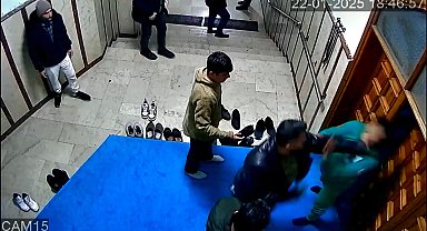 İstanbul - Dünya şampiyonu kick bokscunun dövdüğü cami görevlisinin çenesi kırıldı, yüz felci geçirdi