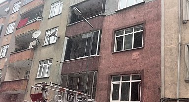 İstanbul - Gaziosmanpaşa'da 5 katlı binada çıkan yangın söndürüldü