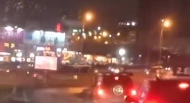 İstanbul- Haramidere'de hareket halindeki cipin lastiği fırladı