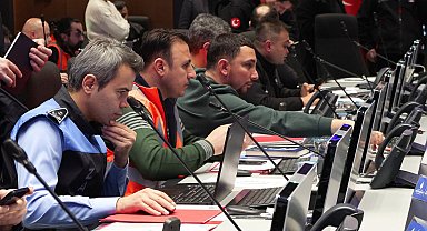 İstanbul - İmamoğlu: Saat 02.00'ye kadar metro ve tramvay seferleri hizmet verecek