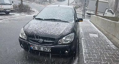 İstanbul- İstanbul'da kar yağışı etkili oluyor