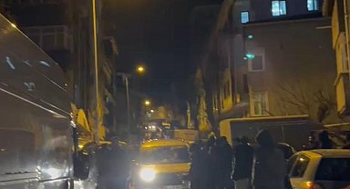 İstanbul-Küçükçekmece'de 7 katlı bina tahliye edildi -1