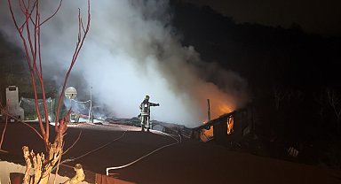 İstanbul - Sarıyer'de, iki katlı müstakil evde patlama sonrası yangın