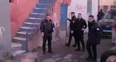 İstanbul - Şişli'de laf atma kavgasına polis müdahale etti; birbirlerinden şikayetçi olmadılar