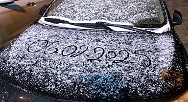 İstanbul'da kar yağışı, gece saatlerinde etkisini gösterdi