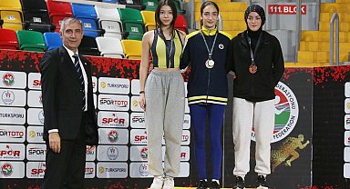 Jerfi Fıratlı U18 Türkiye Salon Şampiyonası sona erdi