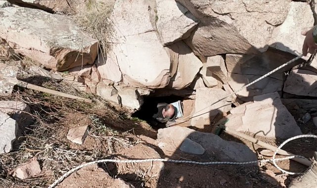 Kaçak kazıya suçüstü; 8 şüpheliyi iple kuyundan çıkardılar