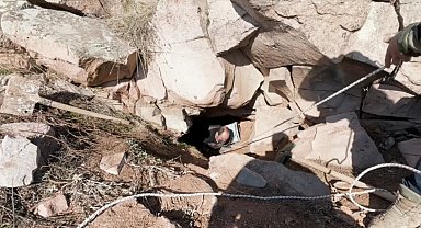 Kaçak kazıya suçüstü; 8 şüpheliyi iple kuyundan çıkardılar