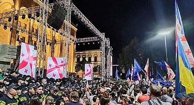 Kallas: AB, Gürcistan halkının özgürlük ve demokrasi mücadelesinde yanındadır