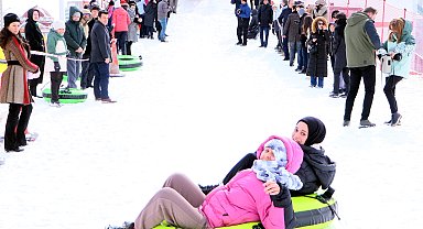 Kampüste kızak, kayak ve snow tubing heyecanı