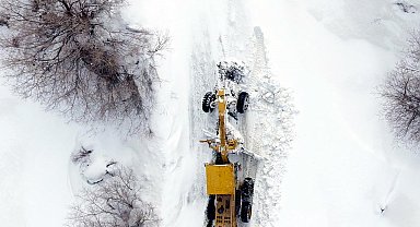 Karın esir aldığı Erzurum ve Muş'ta 1303 yerleşim yeri ulaşıma kapandı