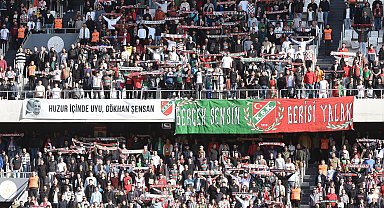 Karşıyaka taraftarından kenetlenme çağrısı