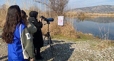 Kastabala Sulak Alanı'nda kuş gözlemi