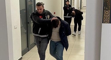 Kendilerini polis olarak tanıtıp, 1 milyon TL dolandırıcılık yapan şüpheliler yakalandı